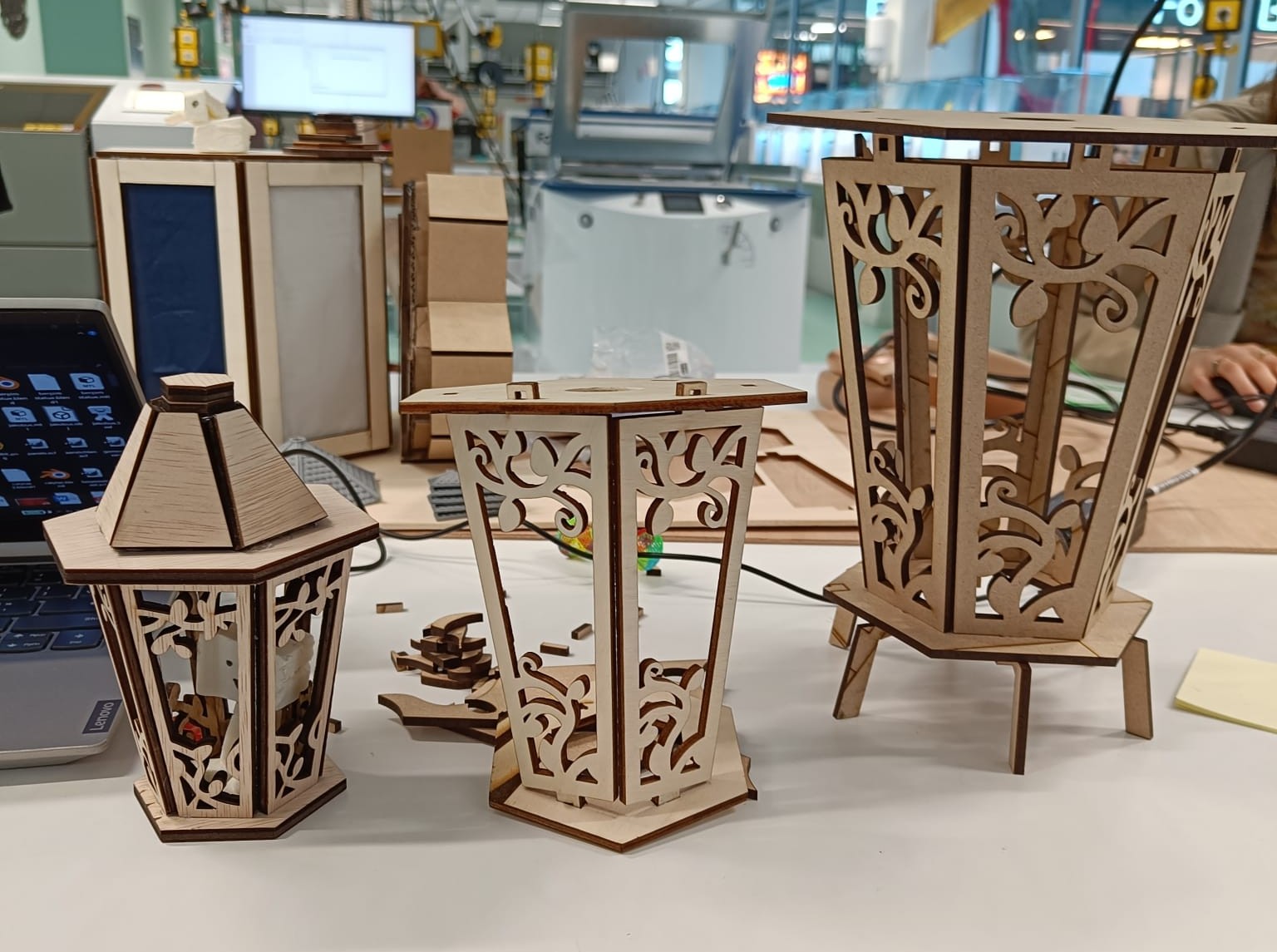 First prototypes of the lamp