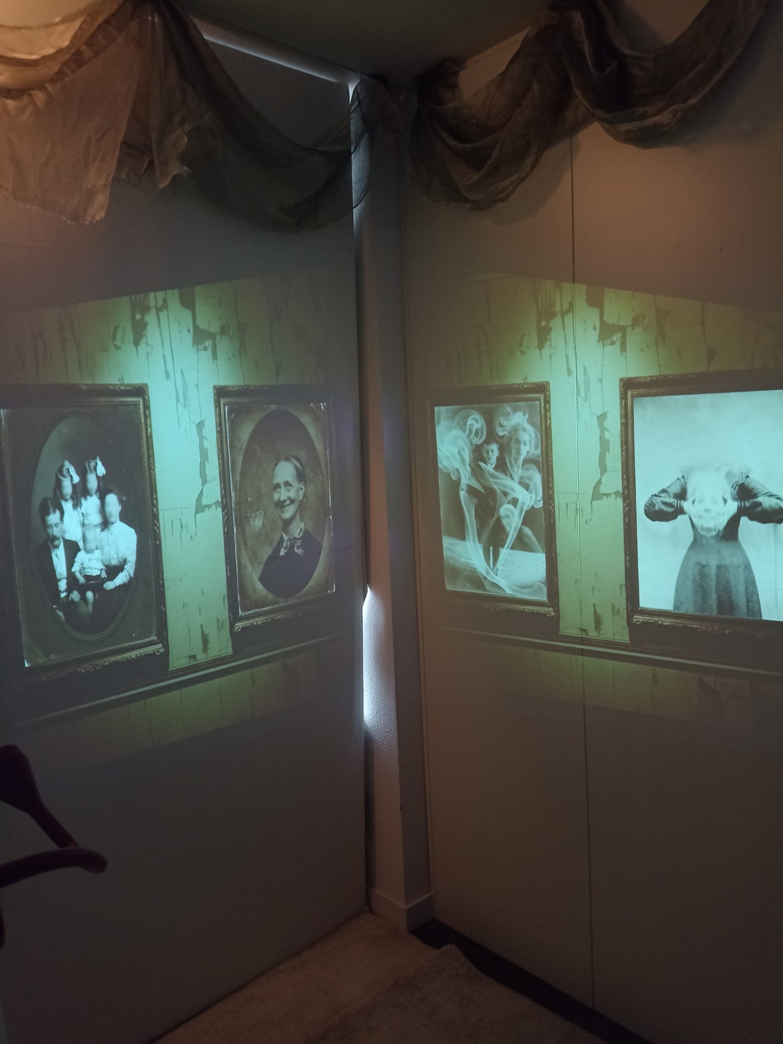 Immersive Environments 06